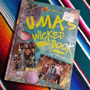 Disney Descendants 2 book